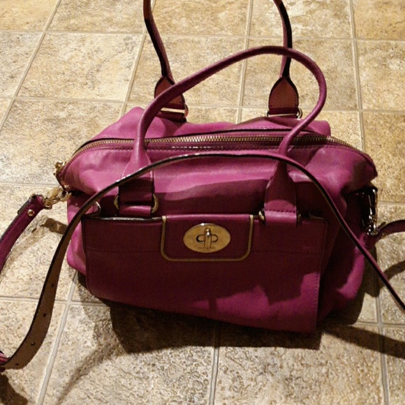 Kate Spade Fuchsia Leather Satchel Bag. - Picture 2 of 8